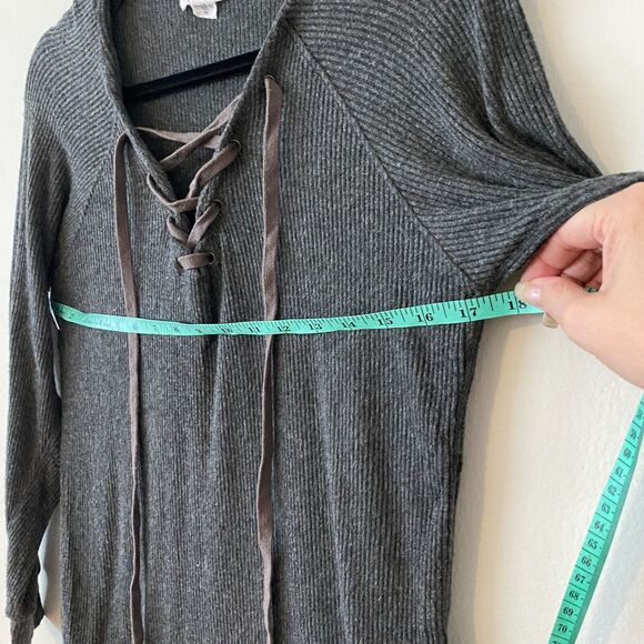 VELVET Graham and Spencer Gray Billow Lace up V-Front Long Sleeve Jersey Top XS - Picture 6 of 11